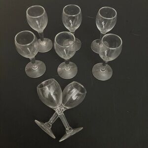 Elegant Clear Wine Glass Set